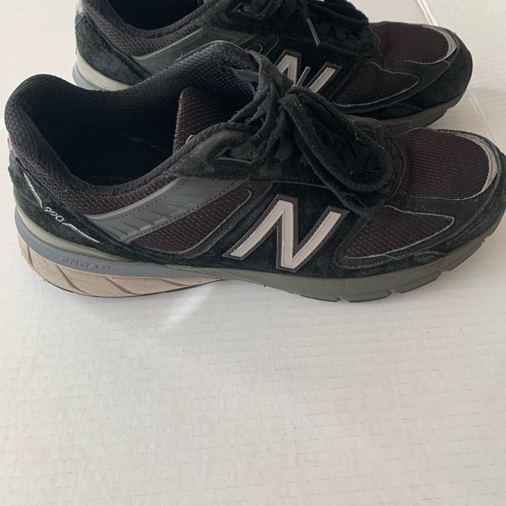 New Balance Women’s  Black and Gray 990 Athletic Shoes Made in USA